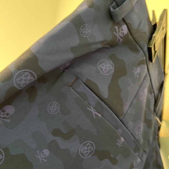 NEW G/Fore Maverick Hybrid Short - Picture 6 of 9